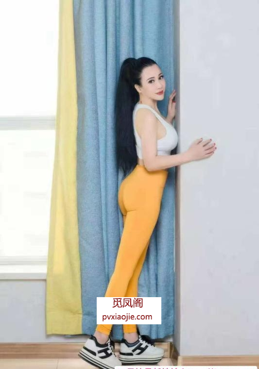 大奶风骚御姐