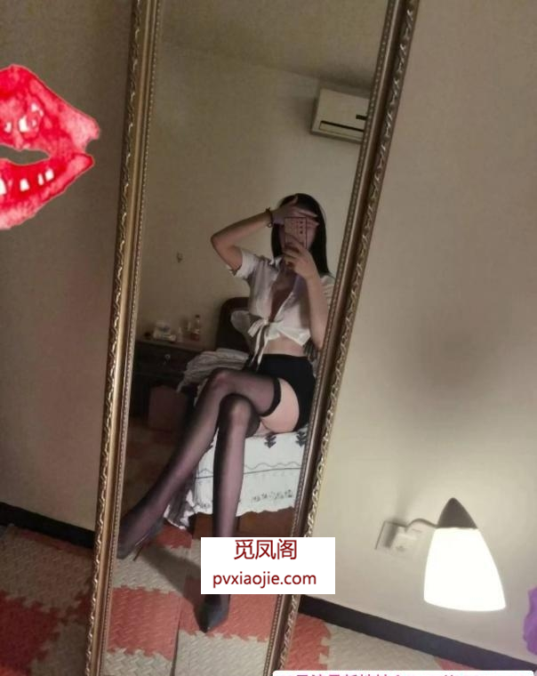 身材苗条腿长老师