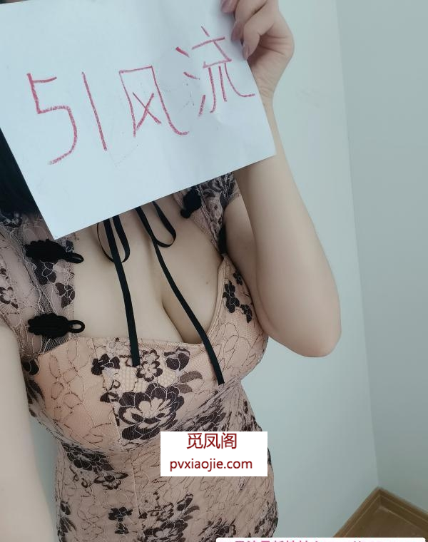 湖滨商业街美少女