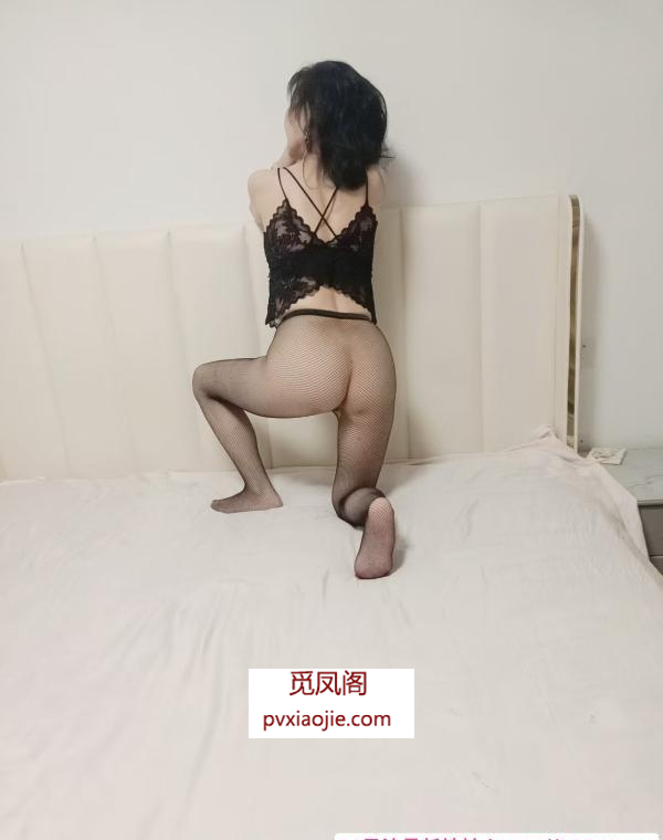 嘉定自聊性感骚妇