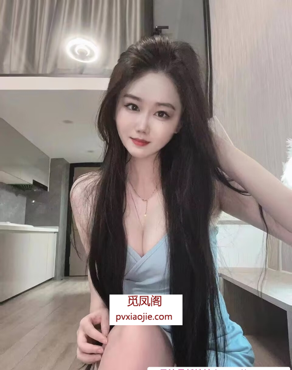 女友感强的大奶琪琪