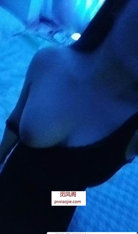 南山御姐神似徐东东