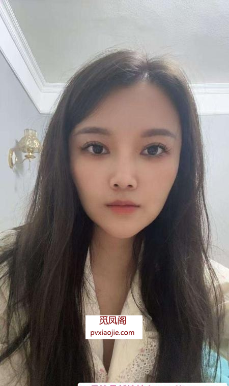 南门蜜桃臀优小雅