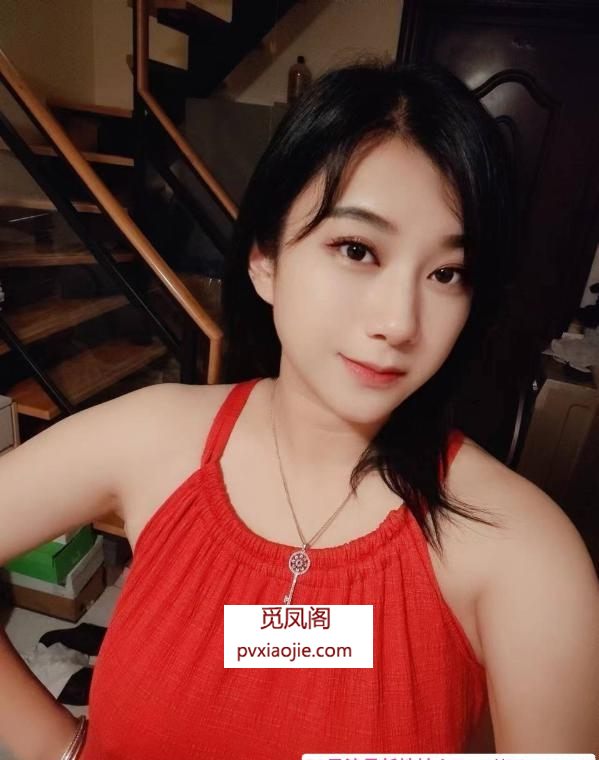 天河性感大奶潼潼