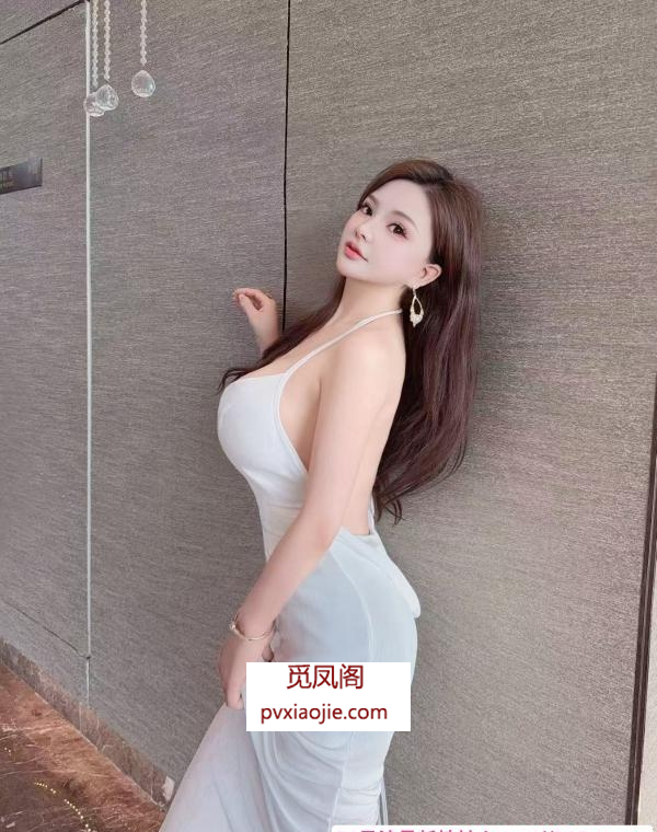 天然大熊混血肤白貌美