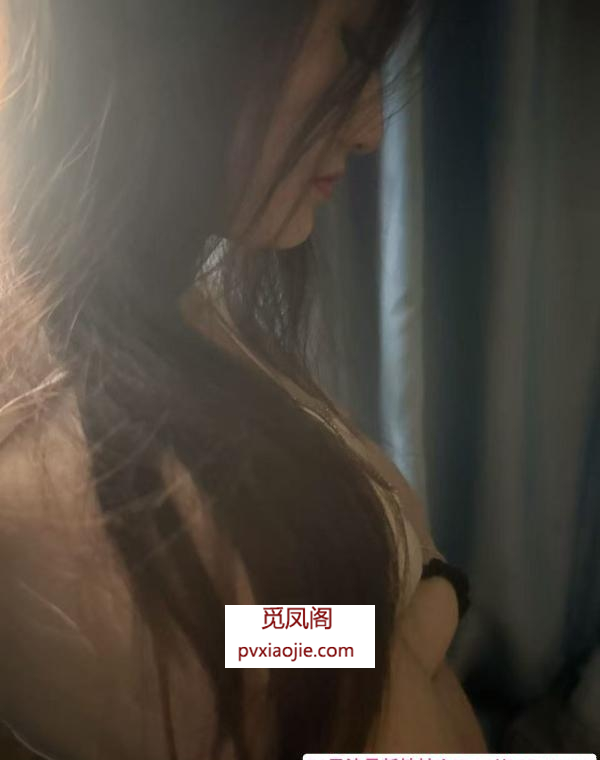 普陀中长发小姐姐